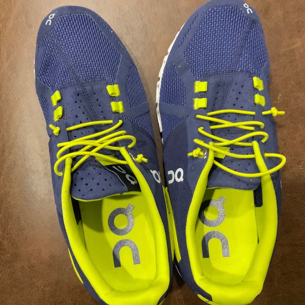 QC SNEAKERS WOMEN 8.5